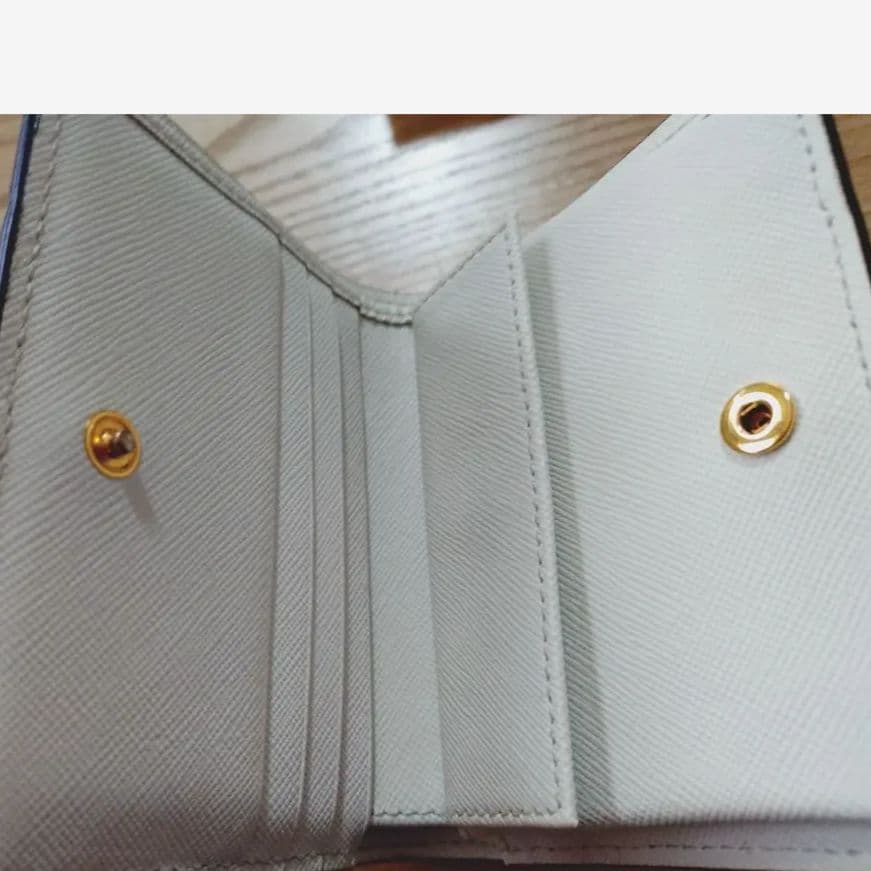 ぶるみん様　MARNI 折り財布　美品