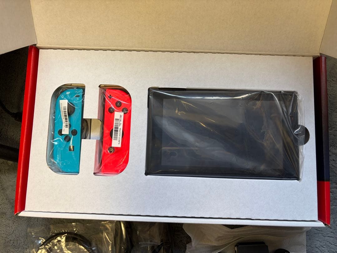 【美品】Nintendo Switch 本体 付属品完備 動作良好・SDカード付
