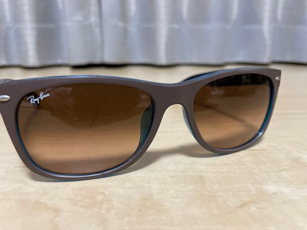 希少　レイバン　NEW WEYFARAR RB-2132-F