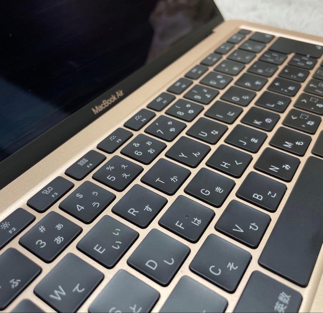 Apple MacBook Air ゴールド 13inch 2020