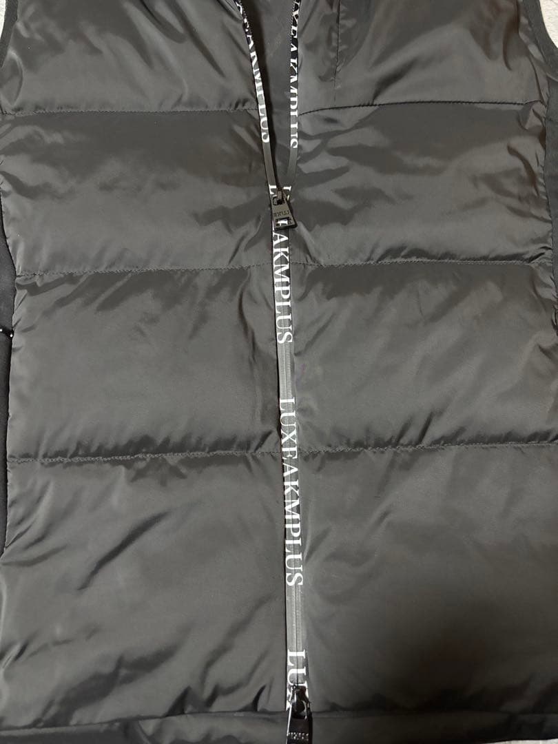 AKM LUXEAKMPLUS 中綿ベストSIZE:M