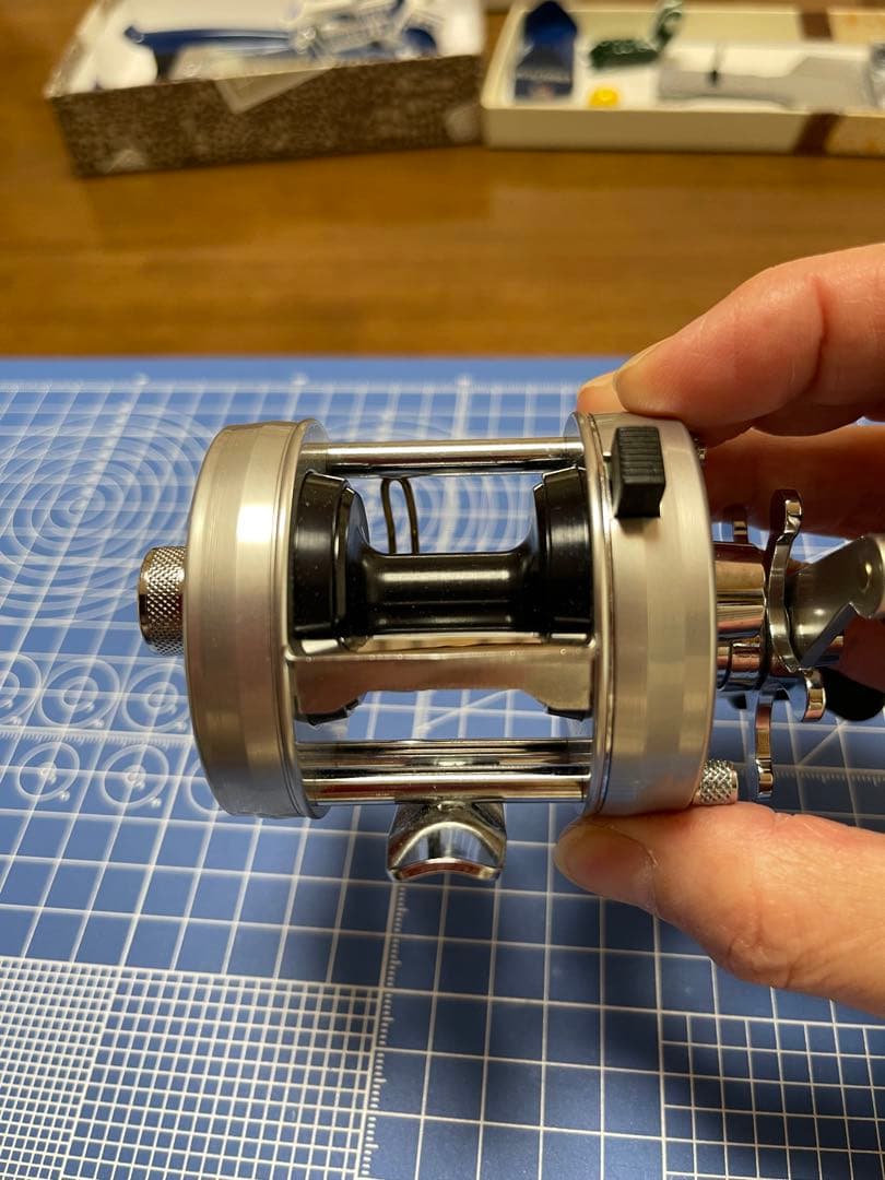 リール Abu2500c IAR