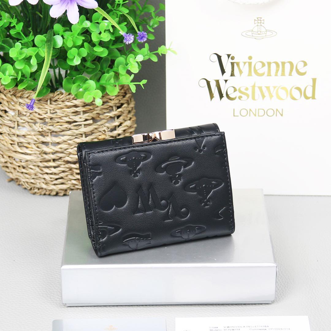 Vivienne Westwood ヴィヴィアン 三つ折り財布 レザー 金d（