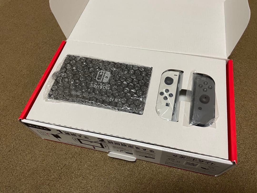 Nintendo Switch 本体 ホワイト/ブラック