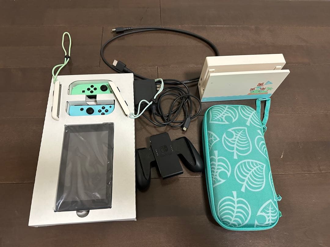 Nintendo Switch あつまれ どうぶつの森同梱版　ケース付き