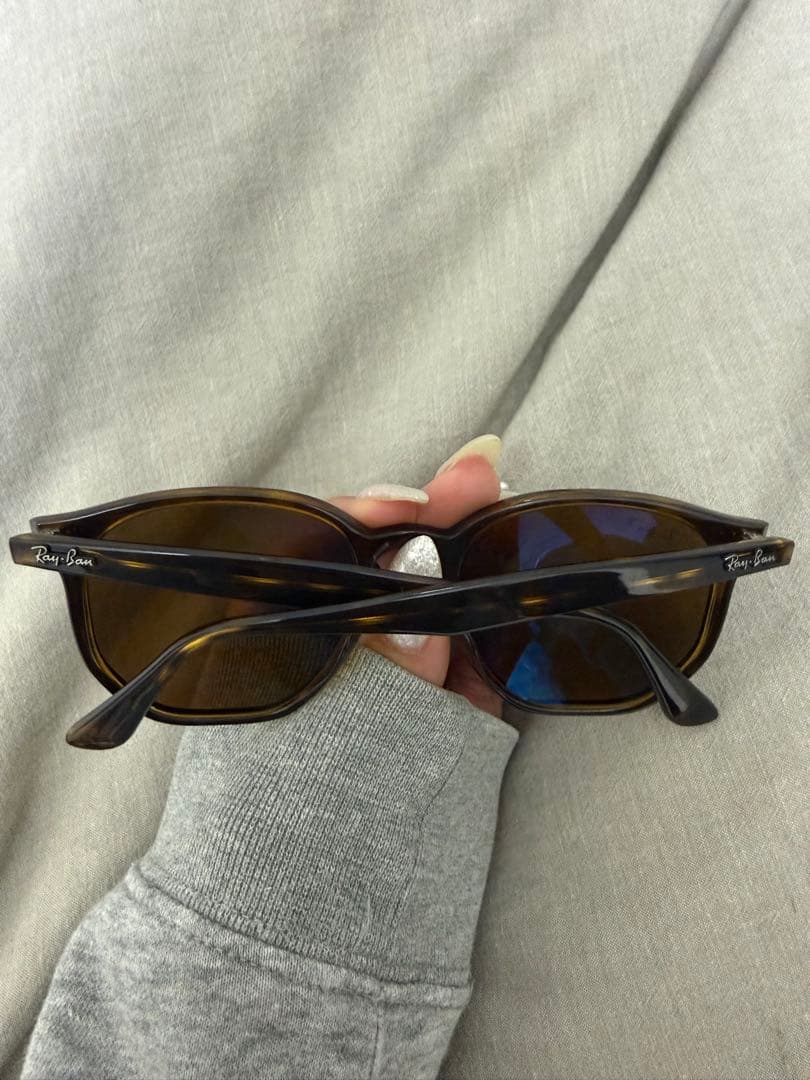 Ray-Ban ブラウン 偏光レンズサングラス クリーニングクロス付き