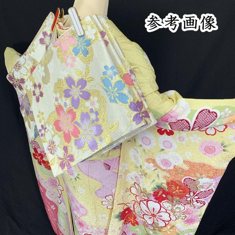 602z29☆かわいい！振袖 銀通し 古典柄 刺繍☆美品 成人式結婚式 十三参り