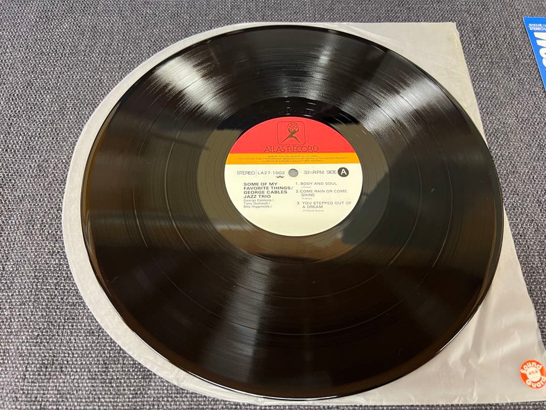 帯付 ジョージ・ケーブルス・ジャズ・トリオ LA27-1002 LPレコード