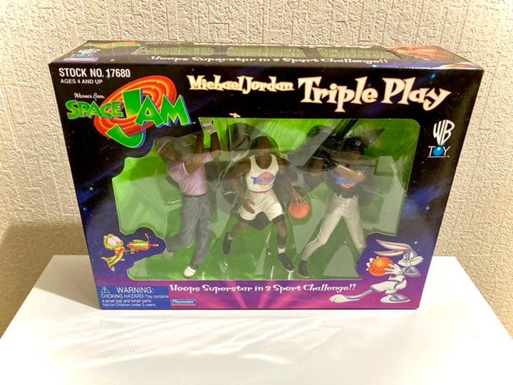 スポーツ選手 SPACE JAM Michael Jordan Triple Play