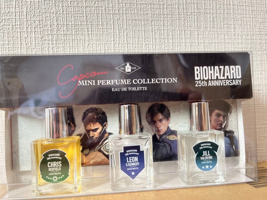 バイオハザード 25th MINI PERFUME COLLECTION 開封済
