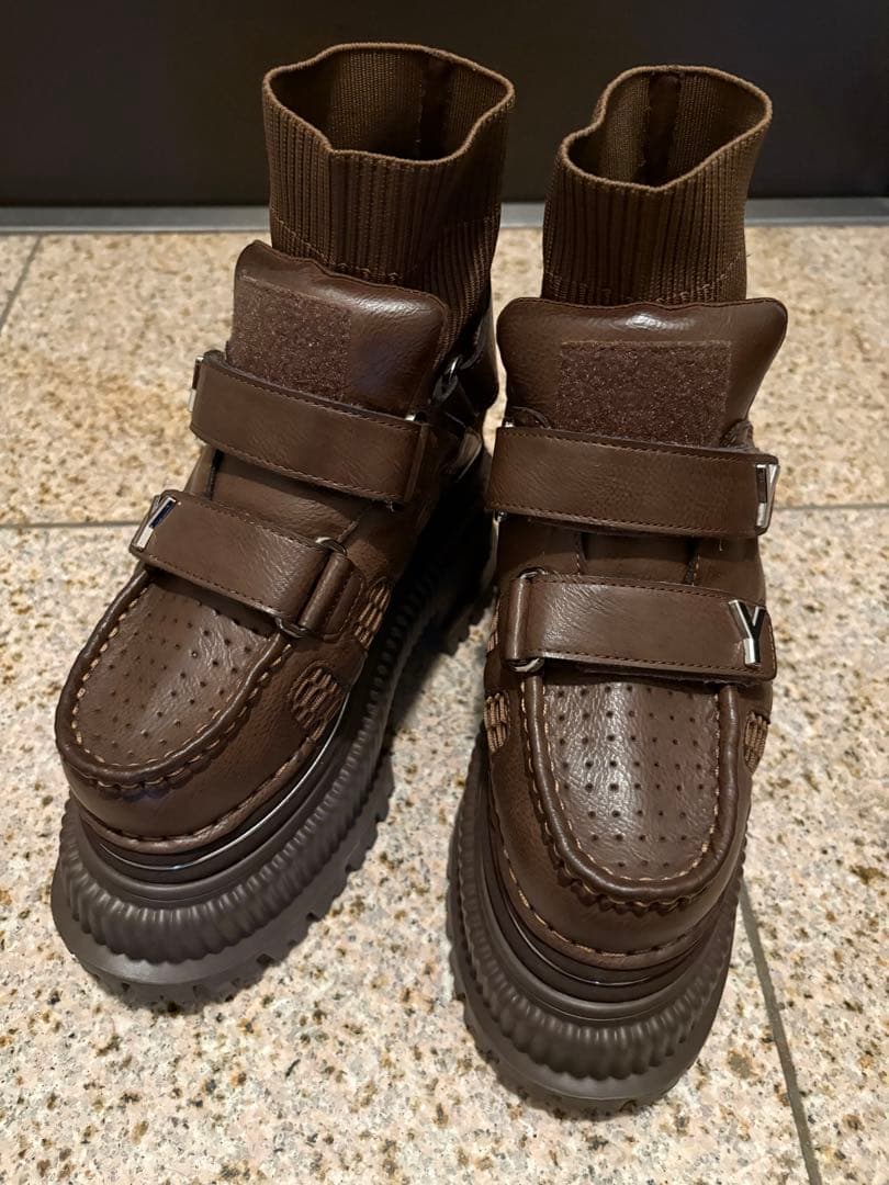 YELLO BEAR PLATFORM SHORT BOOTS ブラウン M