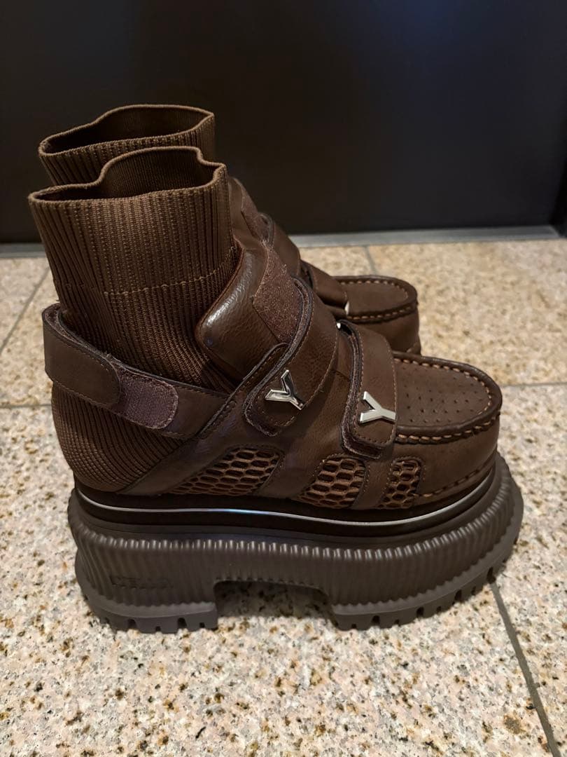 YELLO BEAR PLATFORM SHORT BOOTS ブラウン M