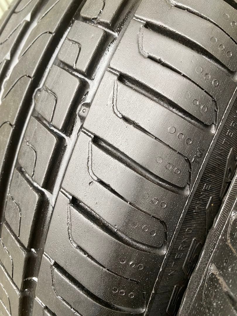 ①シオニー！ピレリ 255/45R19 スコーピオン