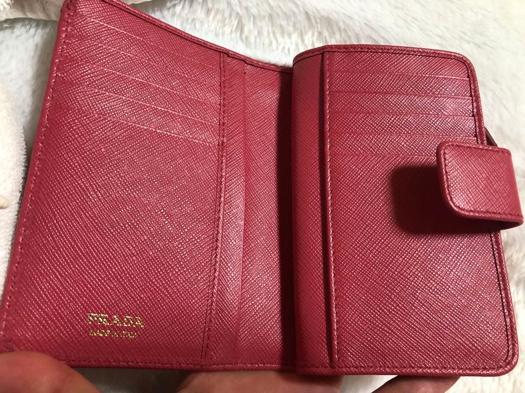 ♡*♡様 PRADA ピンク 二つ折り財布