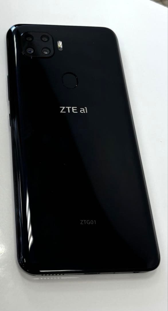 ❼ ZTG 01 128GB ブラック