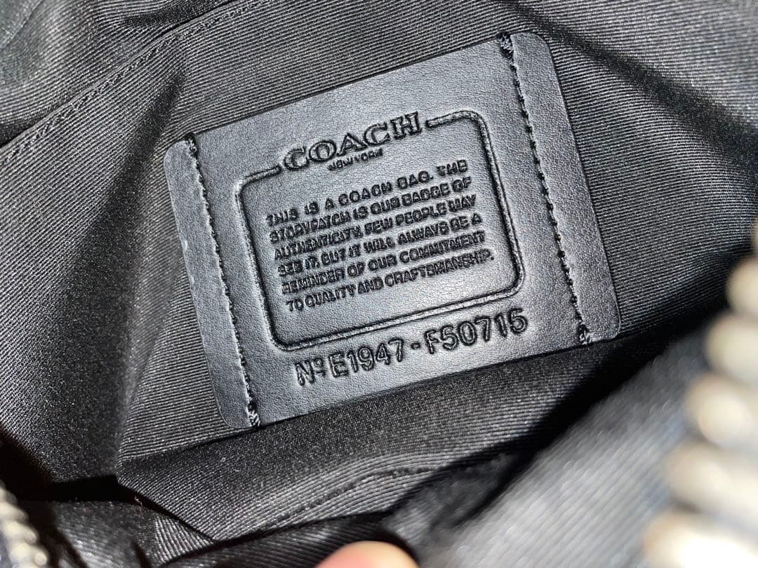 COACH ワンショルダーバック シグネチャー