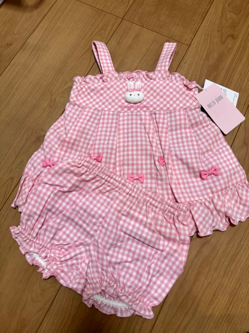 新品♡mezzo piano♡セットアップ♡ワンピース♡エプロン♡パンツ♡うさぎ