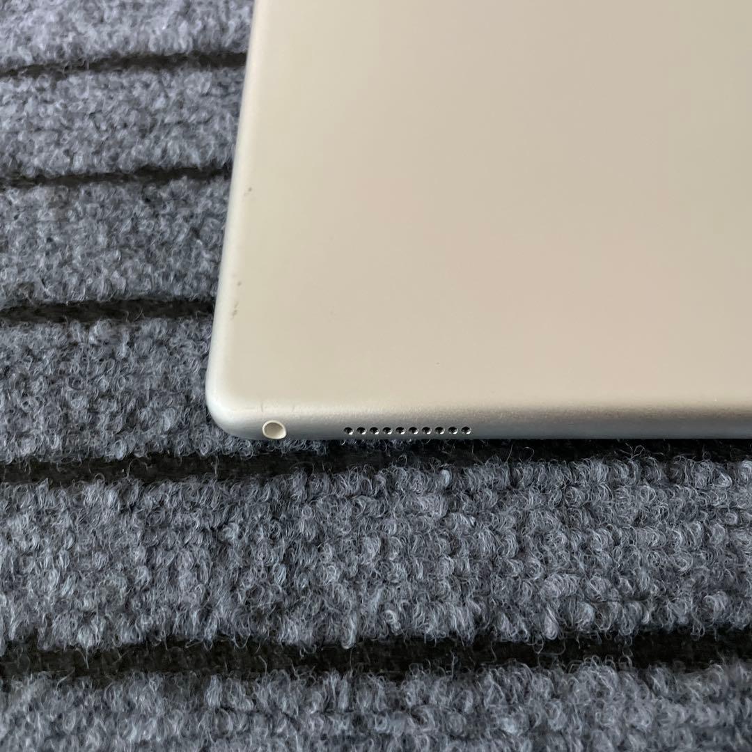1 iPad Pro 12.9 2世代 64GB Wi-Fi シルバー