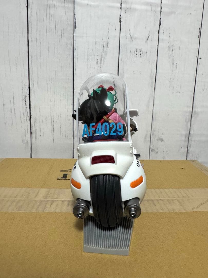 【美品/国内正規品】一番くじ ドラゴンボール ブルマ 孫悟空 バイク