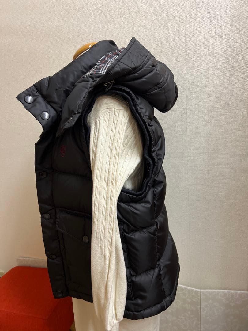 BURBERRYBLACKLABELフード付きダウンベスト ブラック M