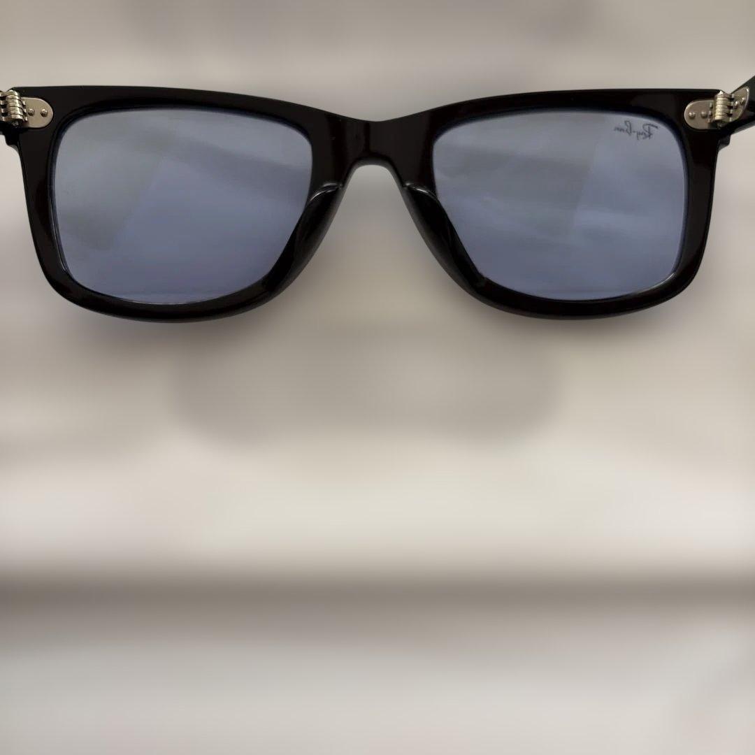 Ray-Ban Wayfarer サングラス RB 2140-F