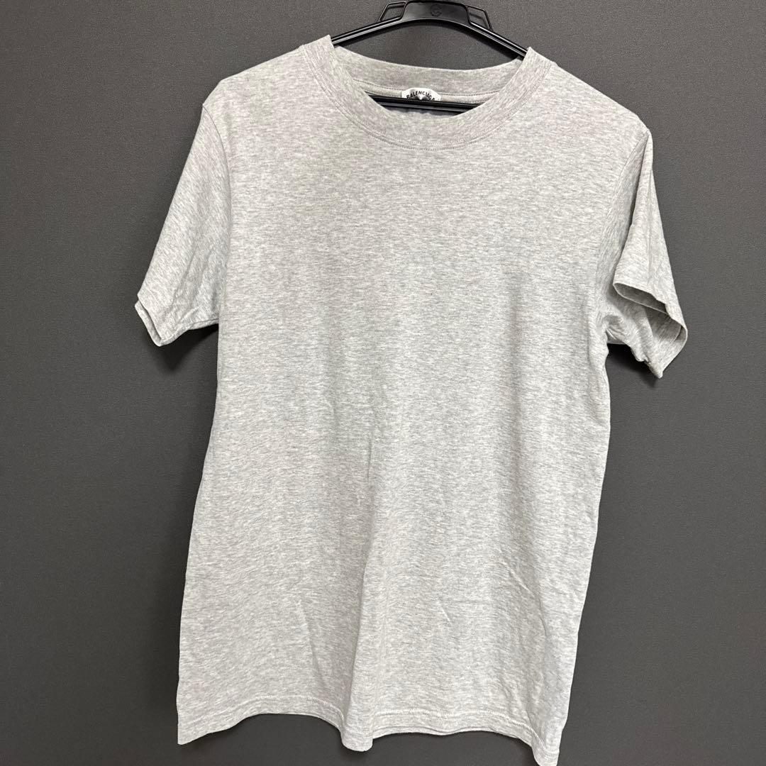 バレンシアガ Tシャツ