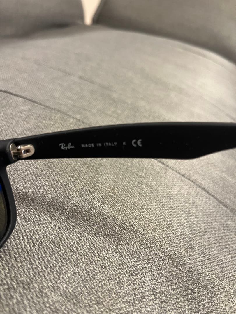 Ray-Ban New Wayfarer サングラス 52/17