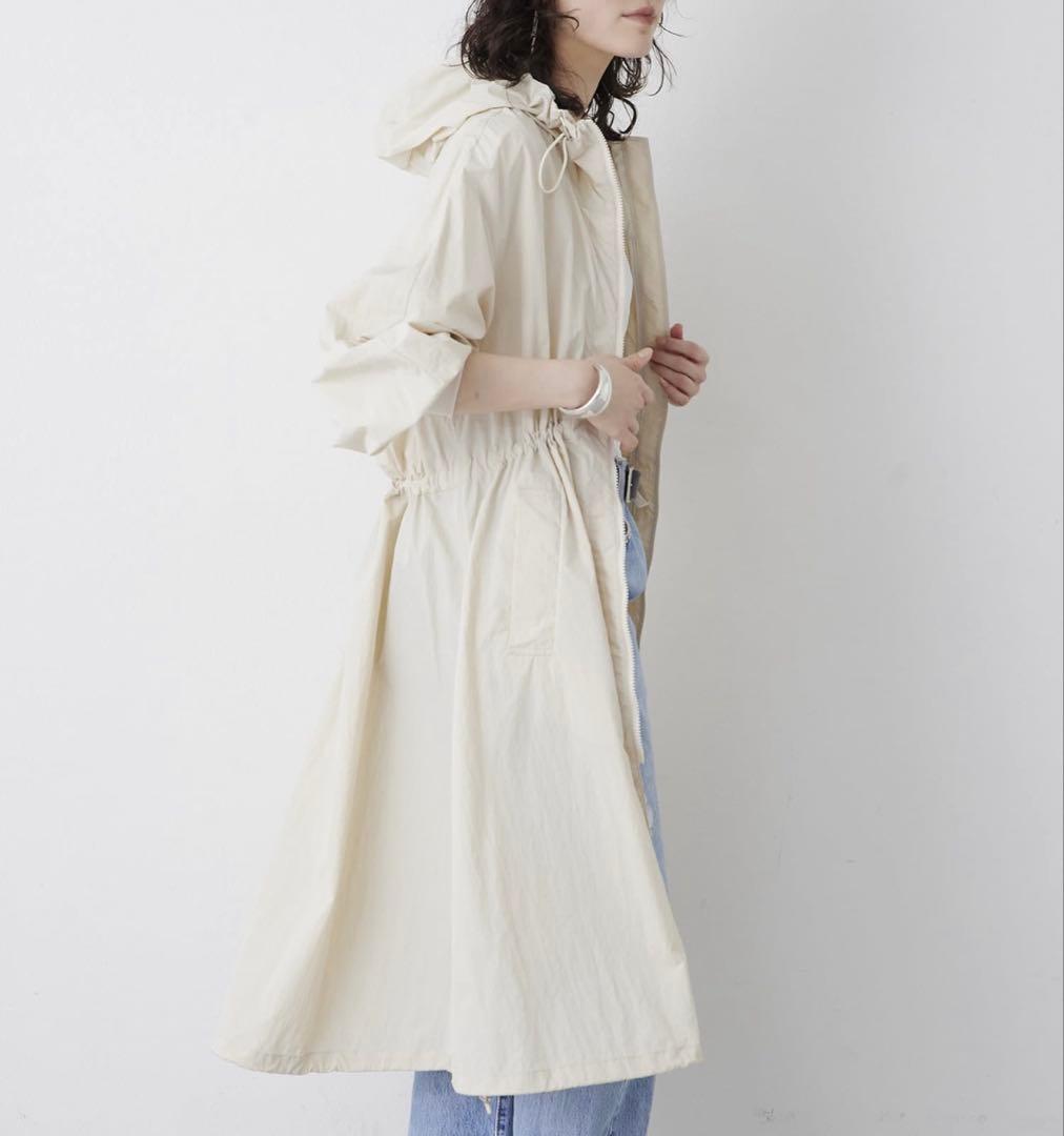 Whim Gazette【THE PAUSE】ギャザーフーデッドコート