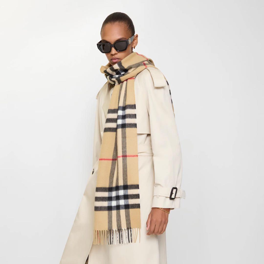 Burberry ベージュ タータンチェック マフラー