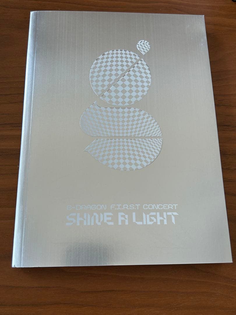G-DRAGON SHINE A LIGHT DVD 韓国盤