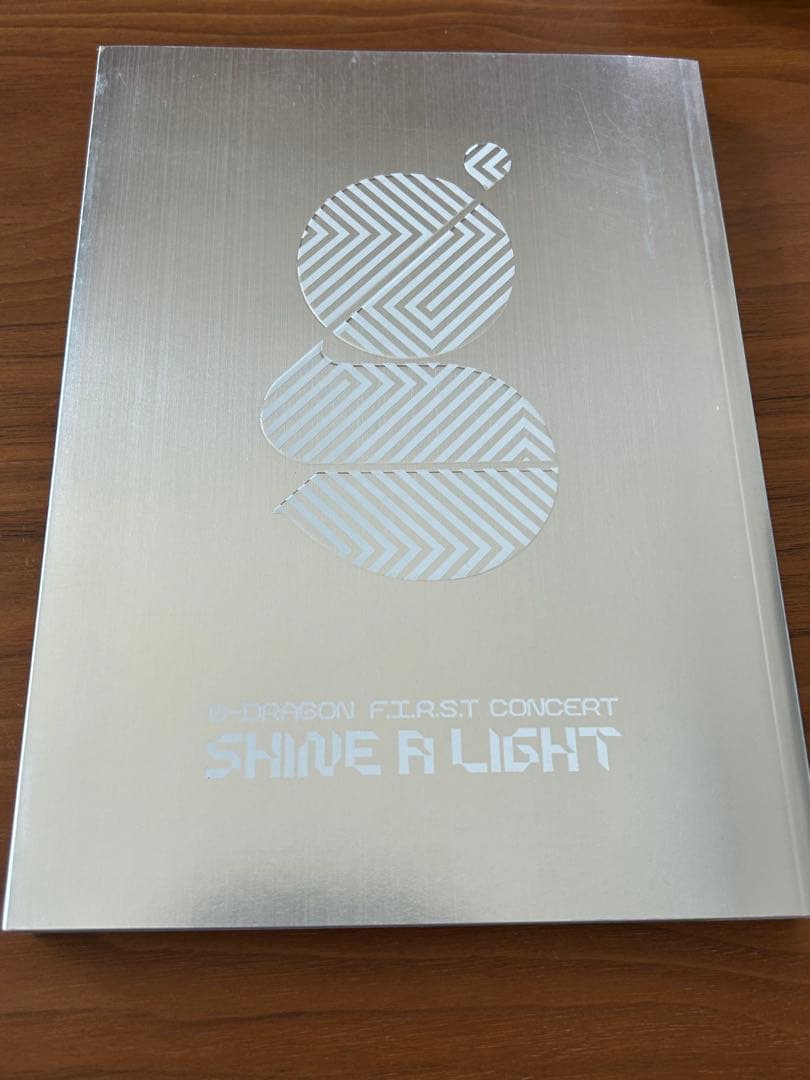 G-DRAGON SHINE A LIGHT DVD 韓国盤