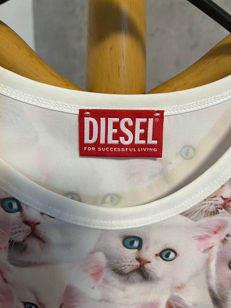 m*a様 ディーゼル　猫　Tシャツ