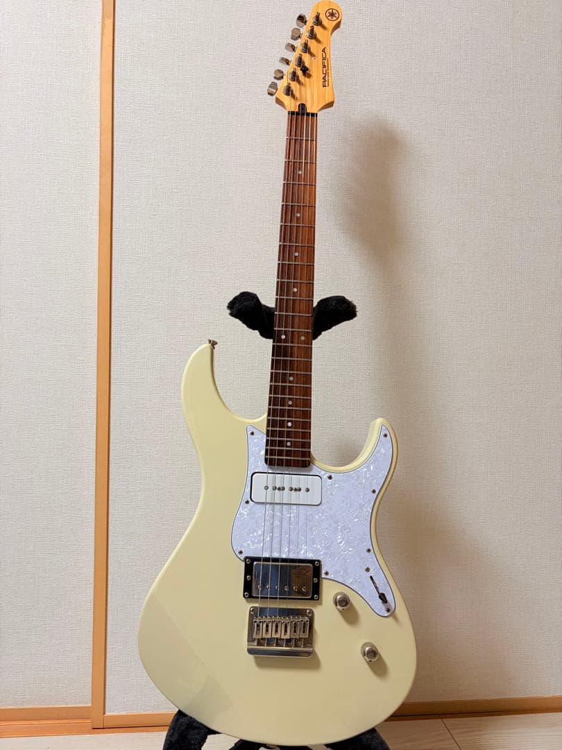 ま*。様 YAMAHA PACIFICA311H【Vintage White】