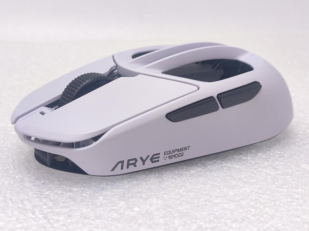 【美品】RCC-1 ワイヤレスゲーミングマウス ARYE EDITION