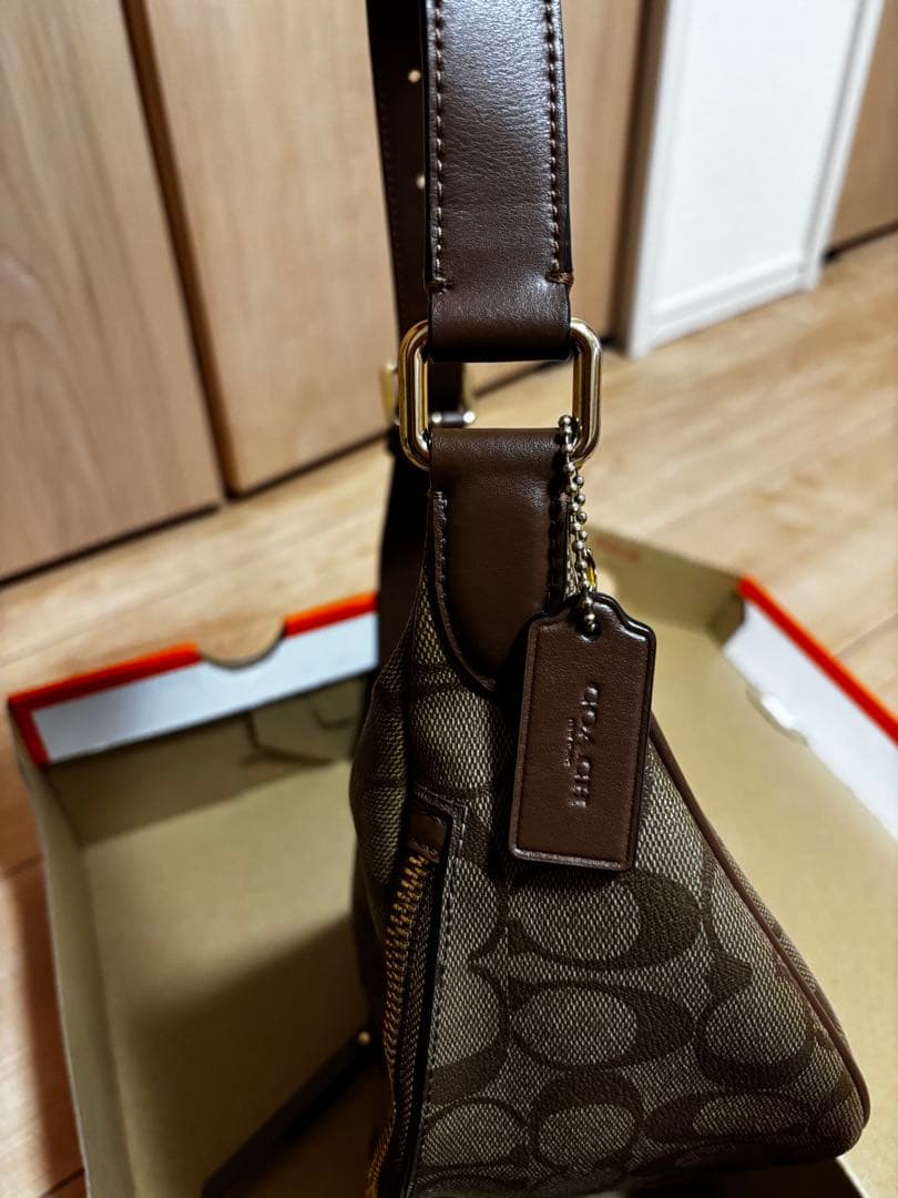 COACH ボディバッグ・ウエストポーチ ブラウン