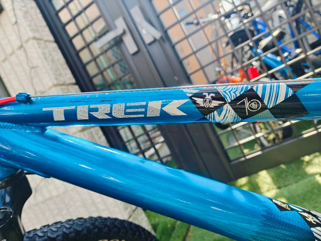 TREK MT60 子供用自転車 20インチ 青