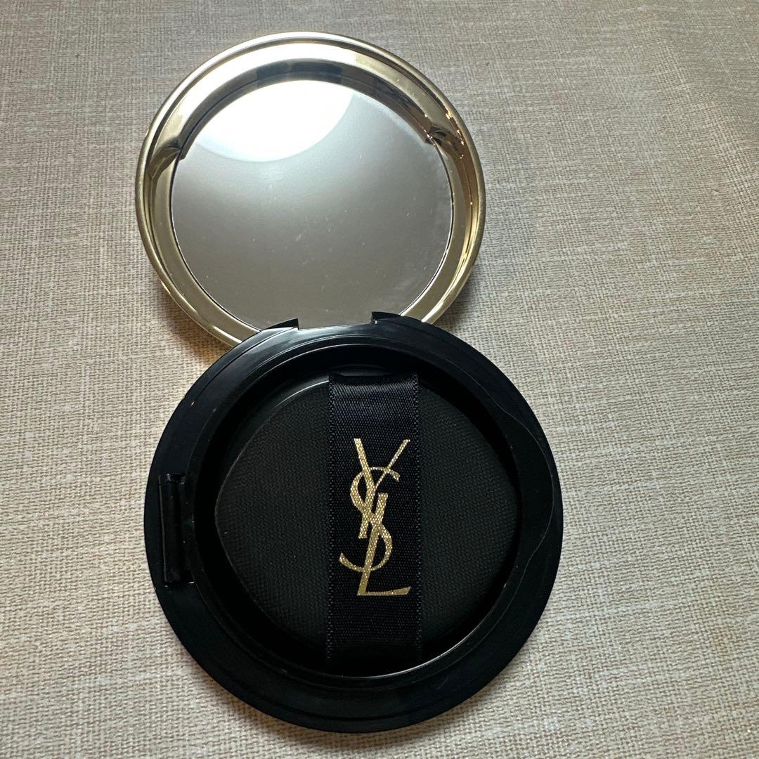 YSL Touche Éclat Glow-Pact Cushion