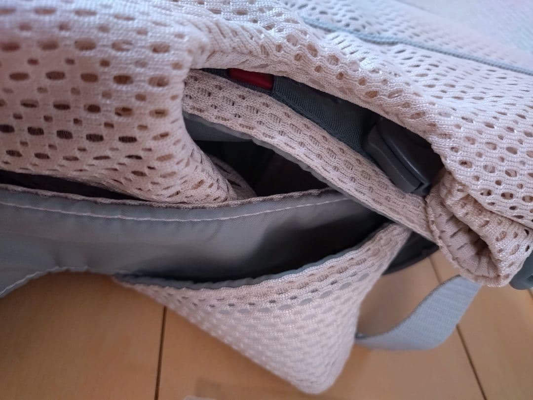 【未使用品】BABYBJÖRN抱っこひも ベビーキャリアMINI Airmesh
