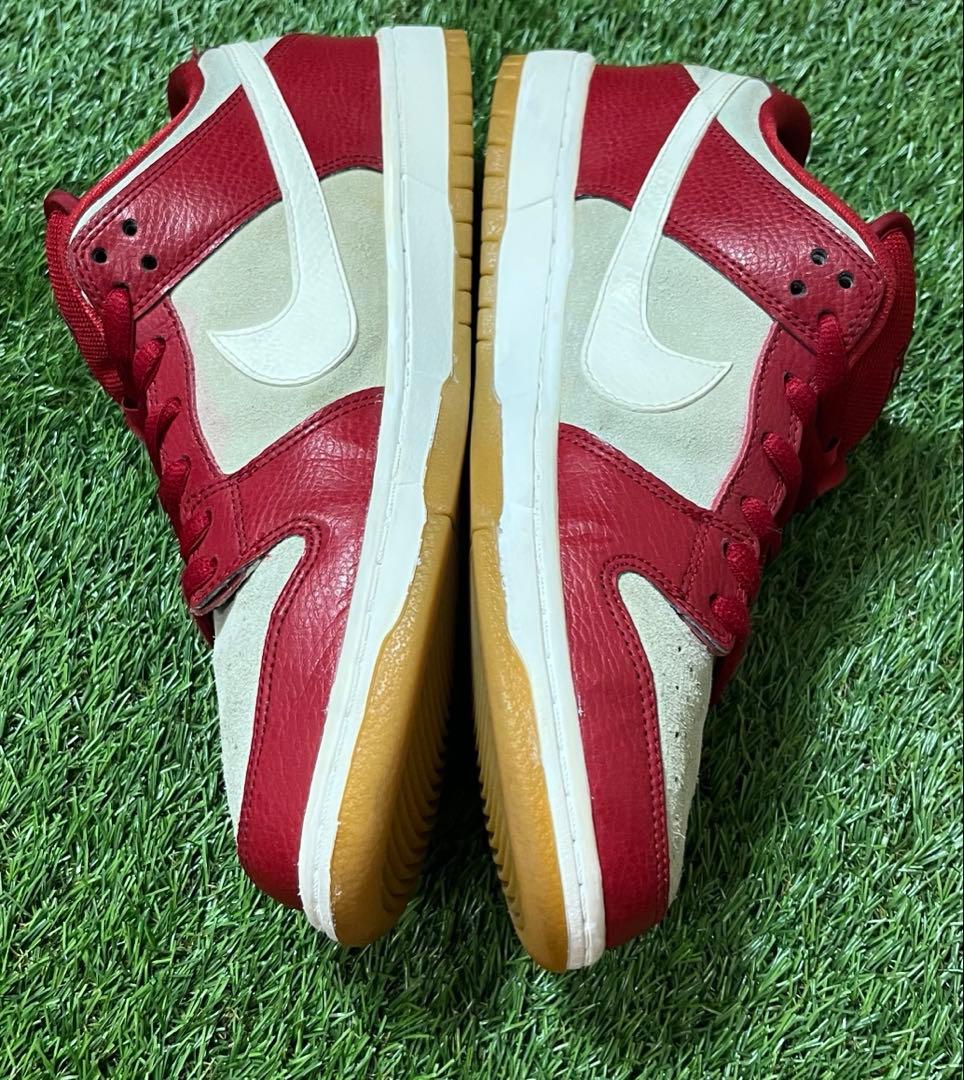 レア！NIKE DUNK LOW SB VALENTINE’SDAYバレンタイン