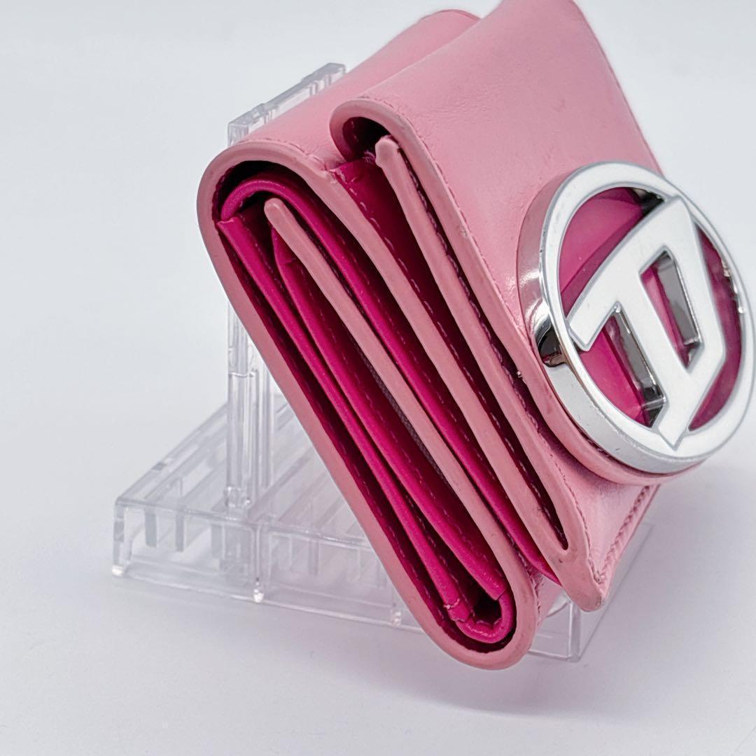 人気✨️DIESEL 3つ折り財布 コンパクトウォレット デカロゴ ピンク