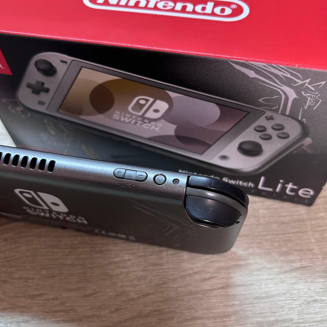 Switch Lite 限定デザイン　ポケモン　ディアルガ　パルキア