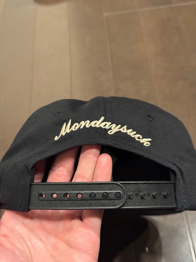 MONDAYSUCK マンデーサック キャップ ブラック 新品未使用
