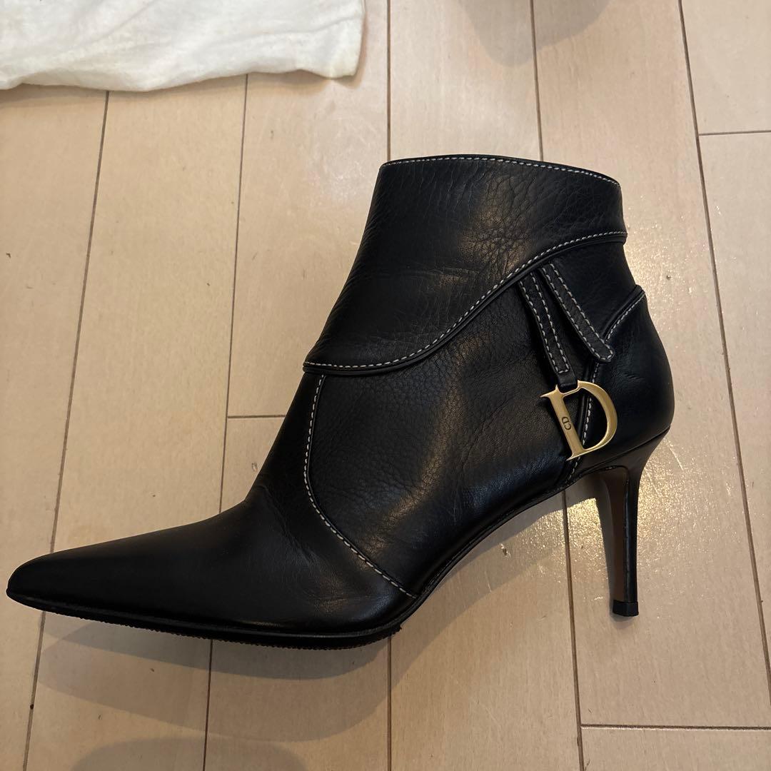 Christian Dior ブラックレザー ショートブーツ 37.5サイズ