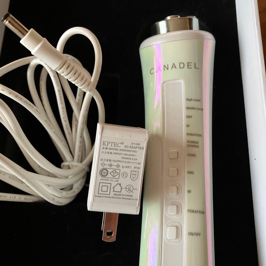 【試用のみ】カナデル　美顔器　　ビューティートレーナー