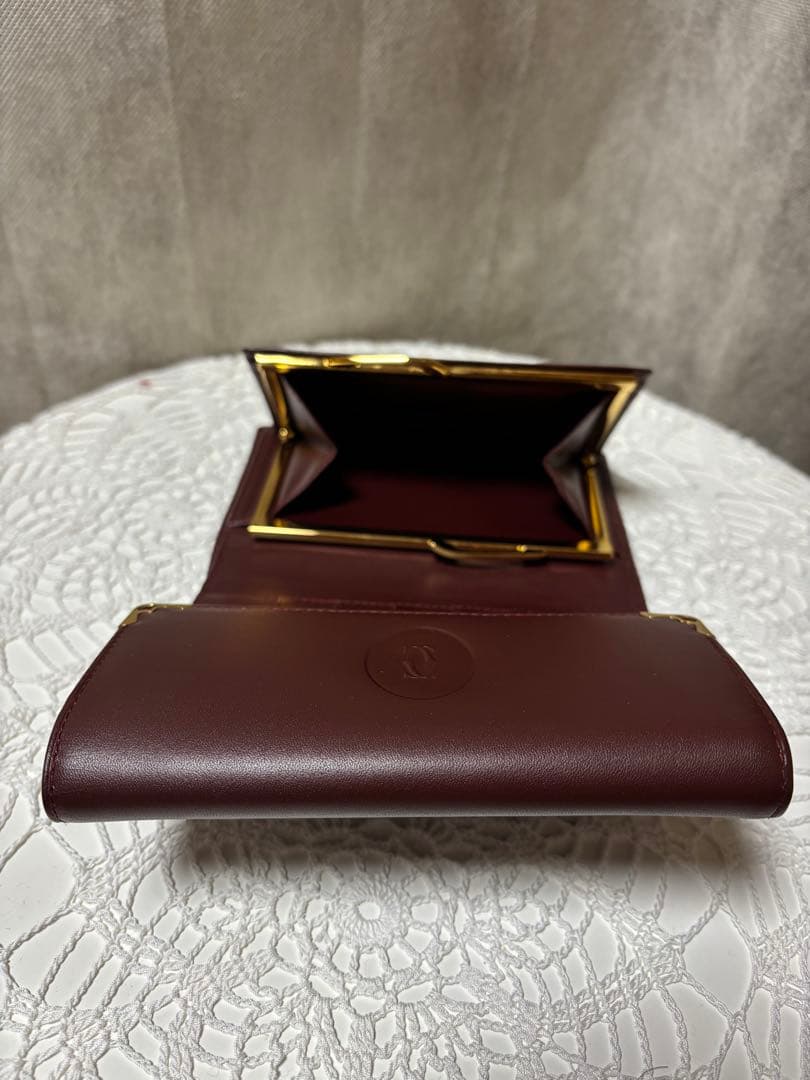 カルチィエ・三つ折り財布