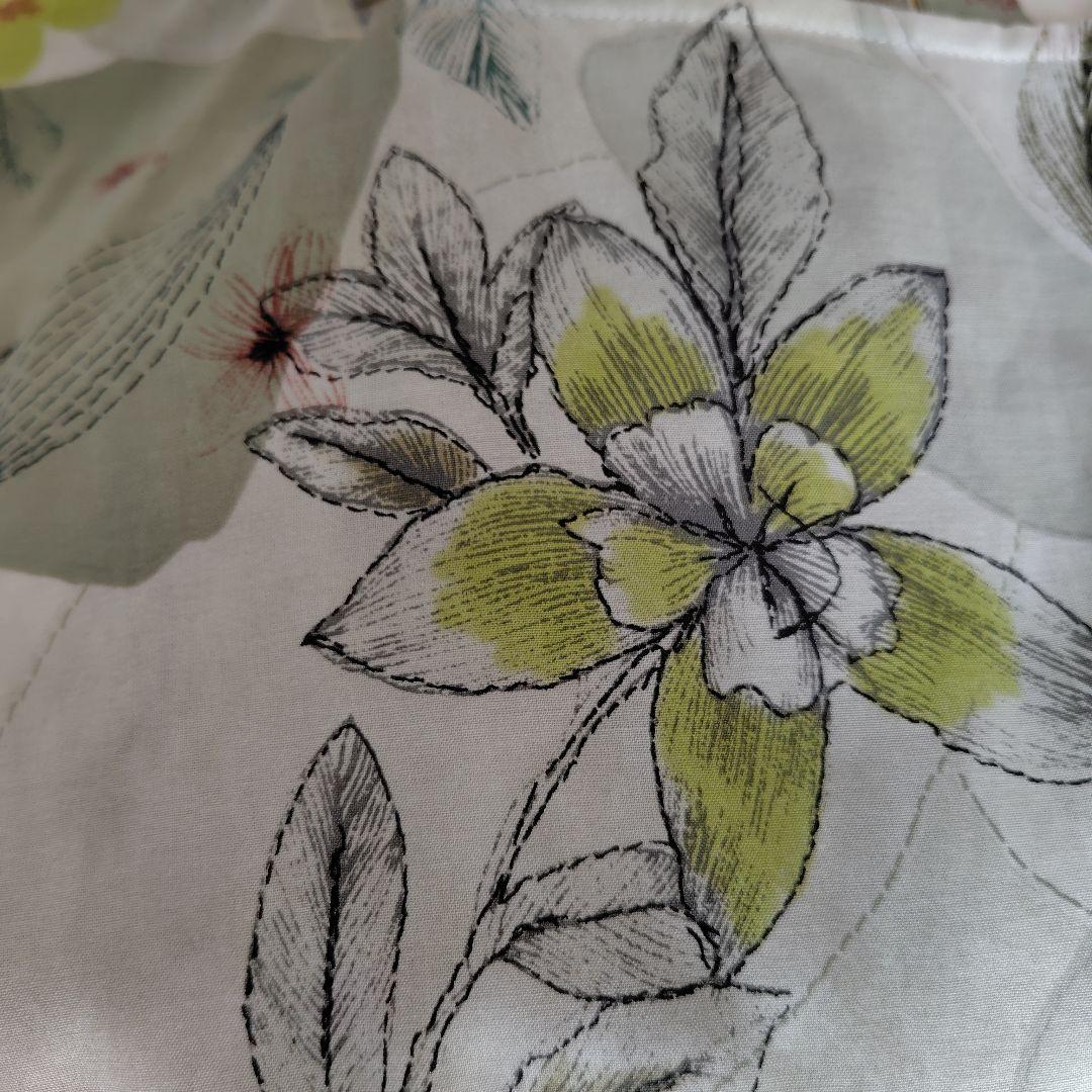 美品　花柄 半袖ワンピース