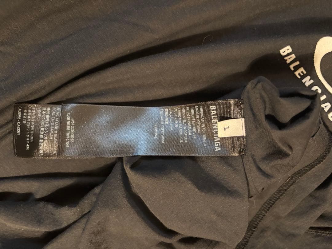 バレンシアガ balenciaga insideout Tシャツ 最終値下げ