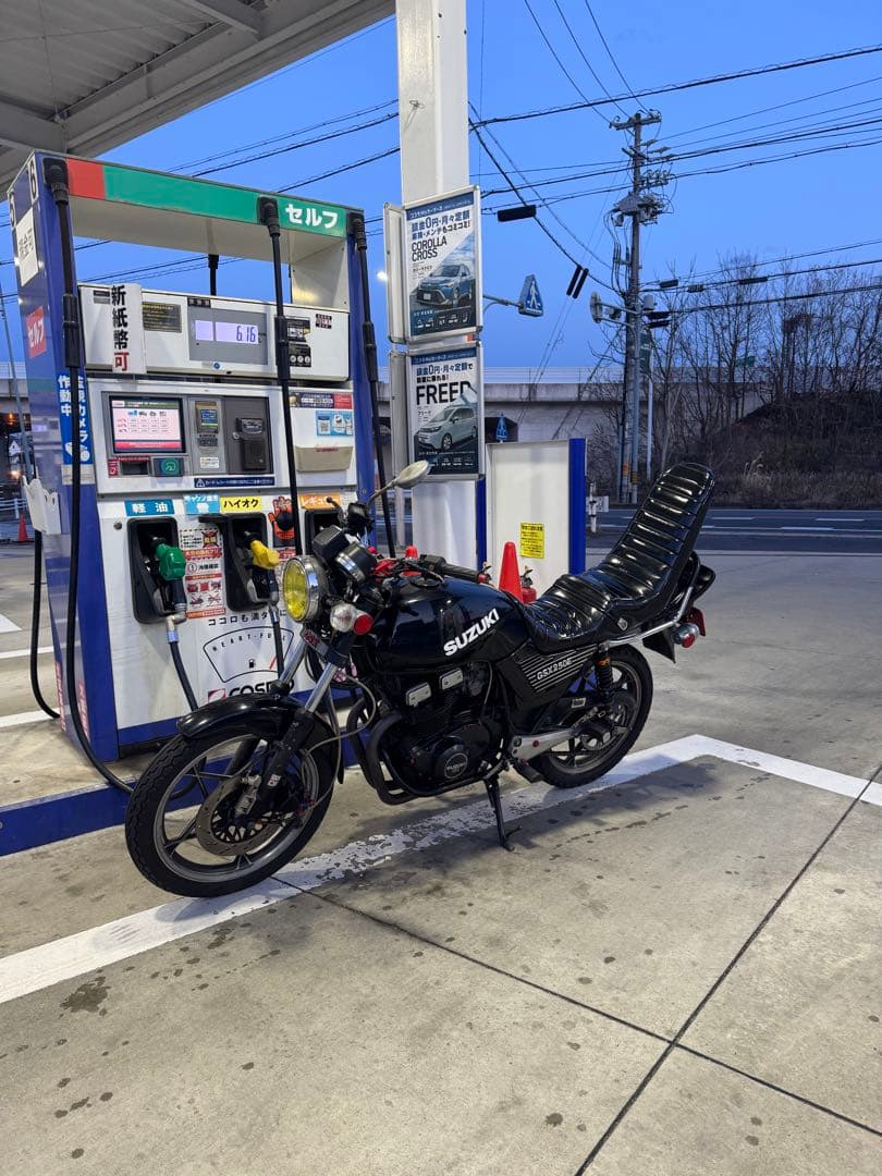 GSX250E ゴキ 三段シート