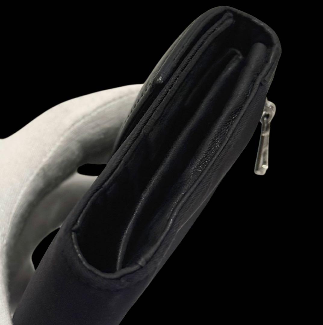 人気‼️PRADA ナイロン レザー 財布 三角ロゴ ブラック シルバー 正規品