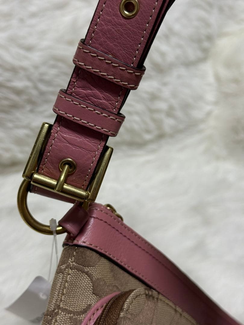 バッグ Coach Beltbag Pink Leatherr